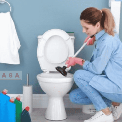 Pelajari tips perawatan toilet yang efektif untuk menjaga kebersihan dan mencegah kerusakan